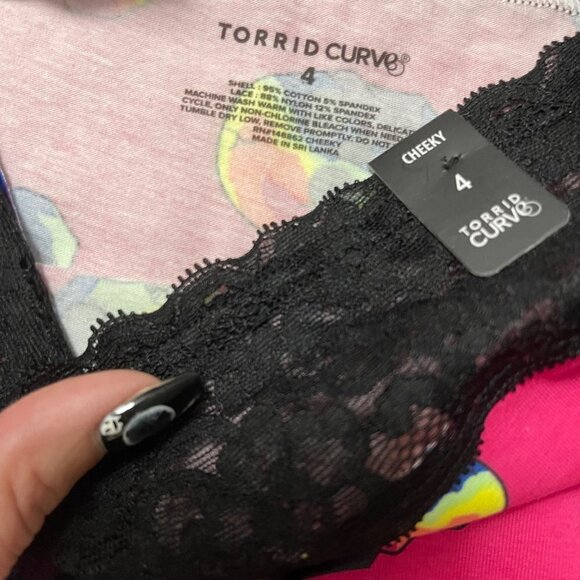 Torrid Womens NWT Pink Black Rainbow Skull Cotton Mid-Rise Cheeky Panty 4X - Picture 3 of 7